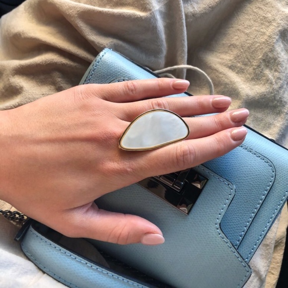 Plate Stone Cream Gold Irregular Adjustable Ring - Picture 2 of 8